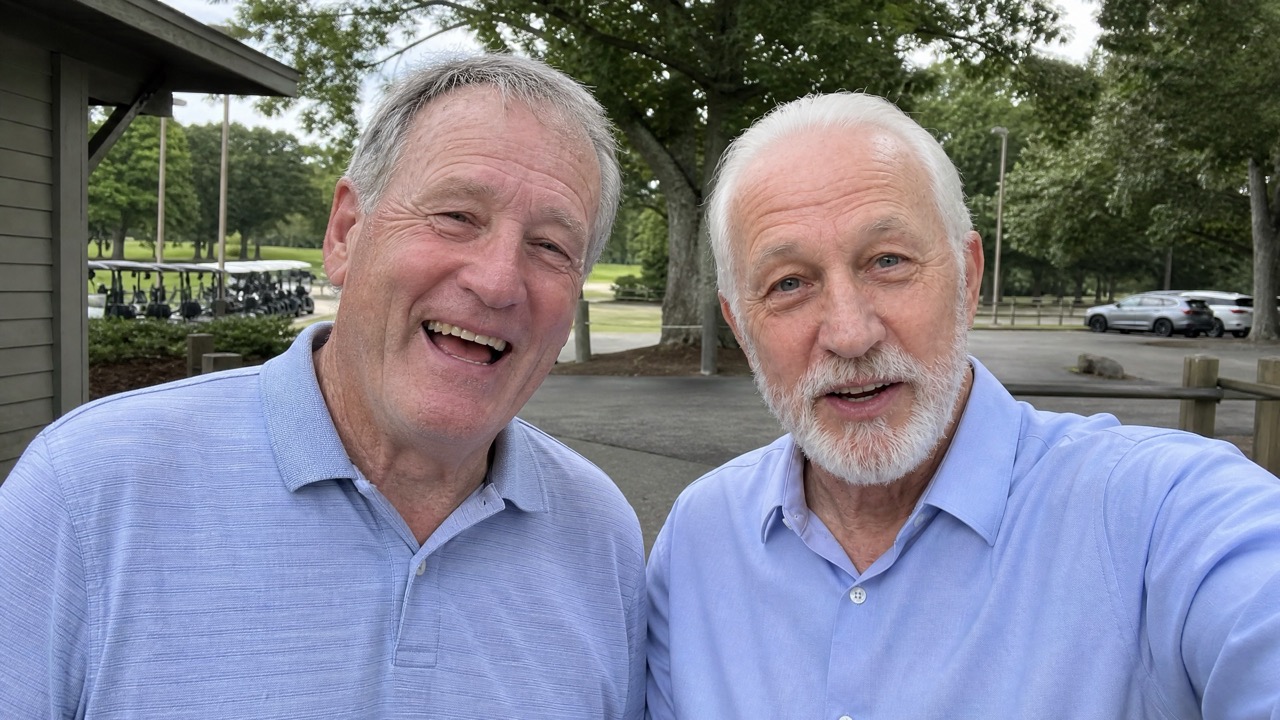 Dr. Rennard taking a casual selfie with his golfing partner Frank